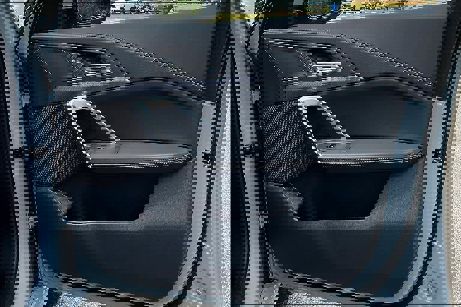 Certified 2025 BMW X2 xDrive28i image 25