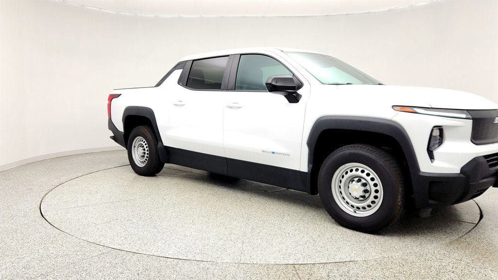 Used 2024 Chevrolet Silverado EV W/T AWD/4WD image 3