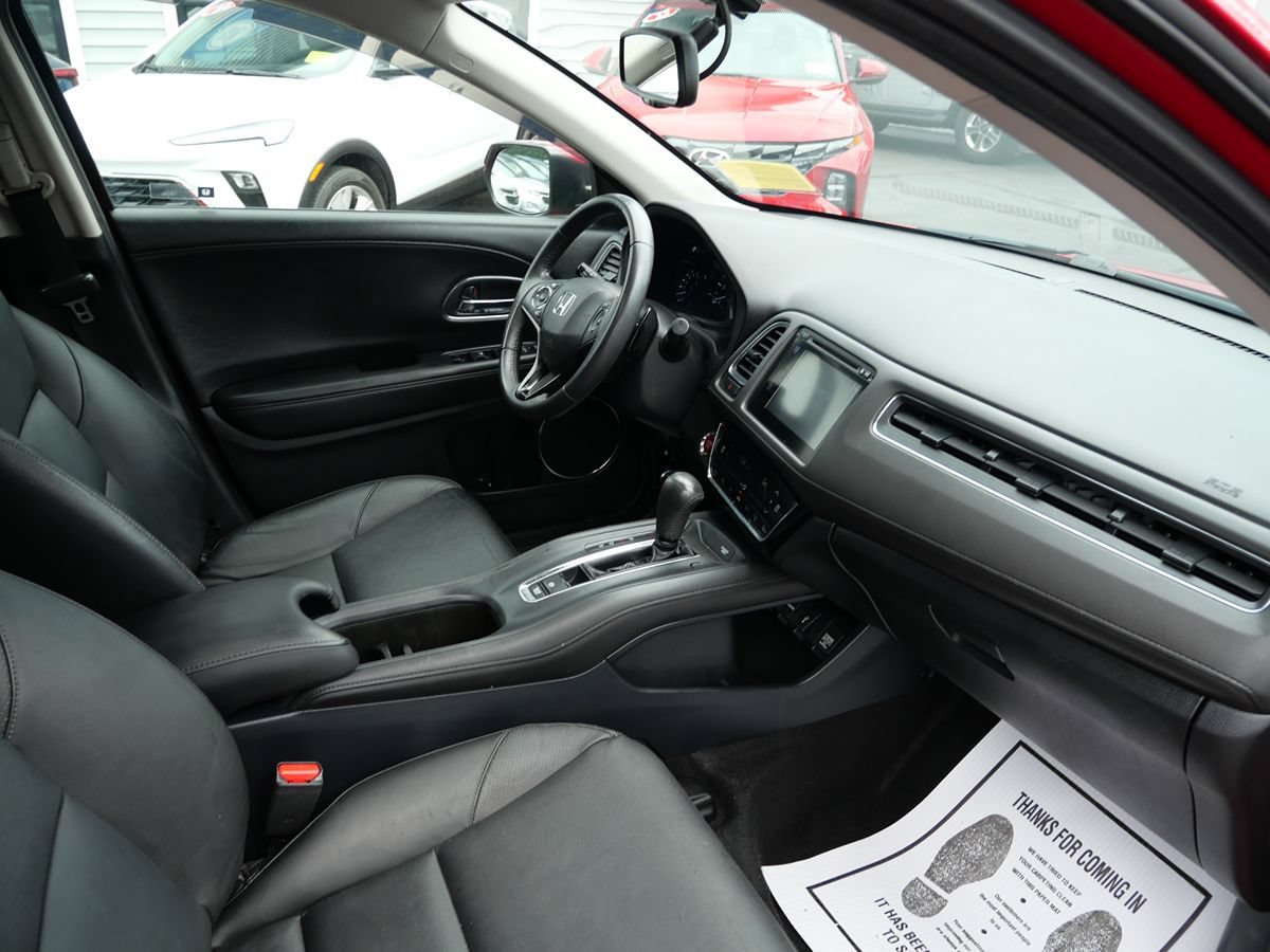 Used 2017 Honda HR-V EX-L image 26
