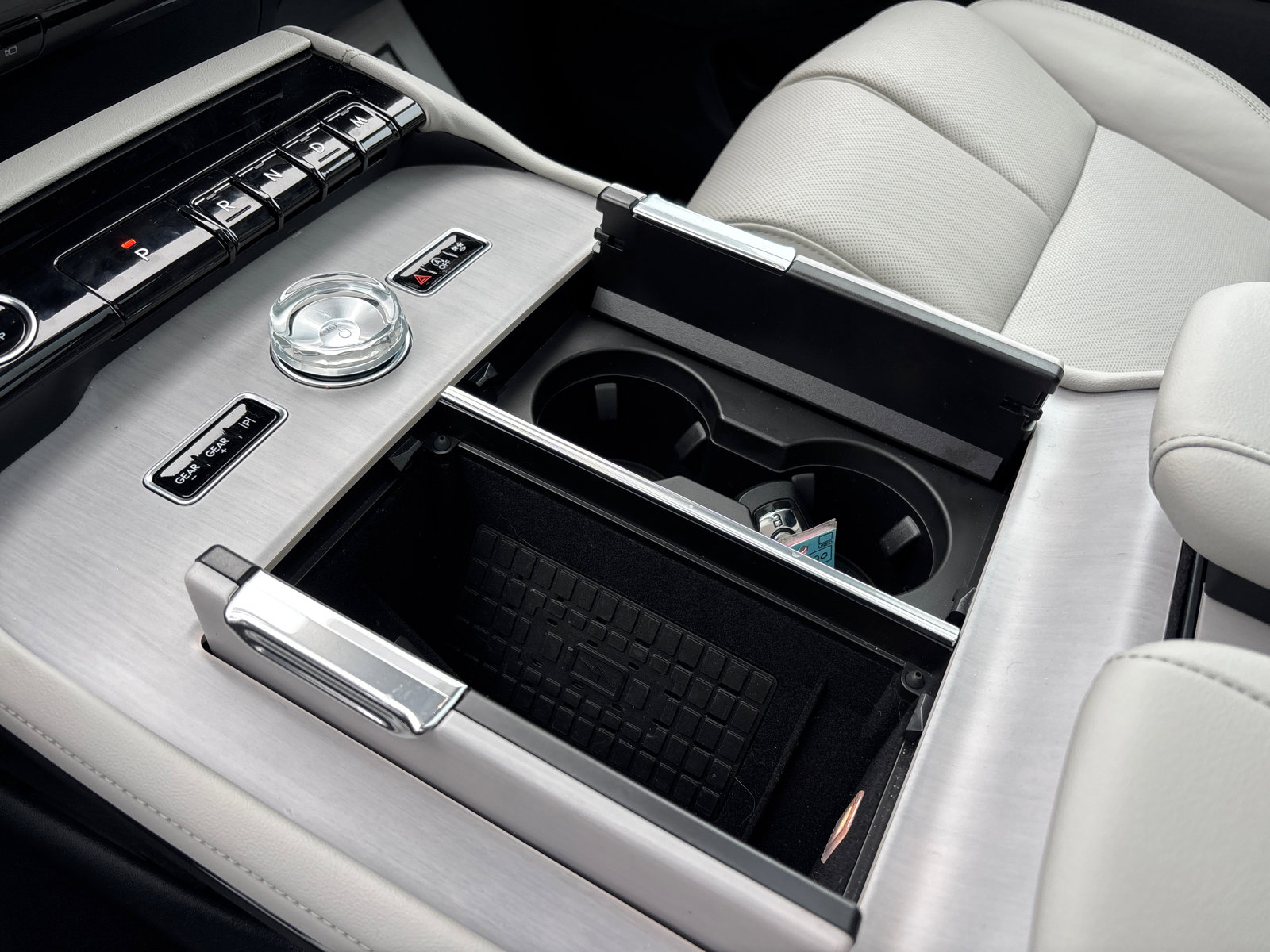 New 2025 Lincoln Navigator L Reserve AWD/4WD image 24