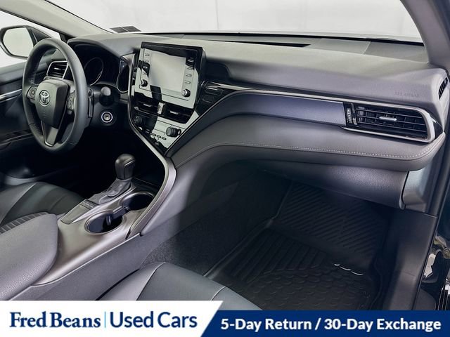 Used 2024 Toyota Camry SE image 28