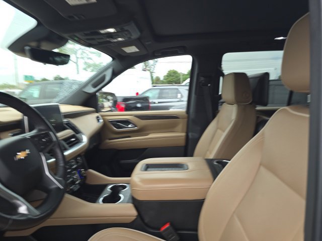 Used 2023 Chevrolet Tahoe Premier w/ Advanced Technology Package RWD image 10