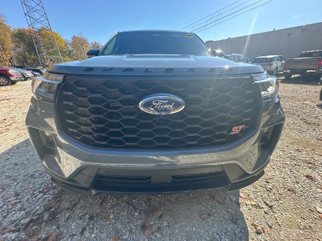 Used 2025 Ford Explorer ST AWD/4WD image 42
