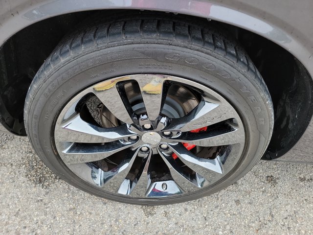 Used 2013 Dodge Challenger SRT8 w/ Harman Kardon Audio Group RWD image 11