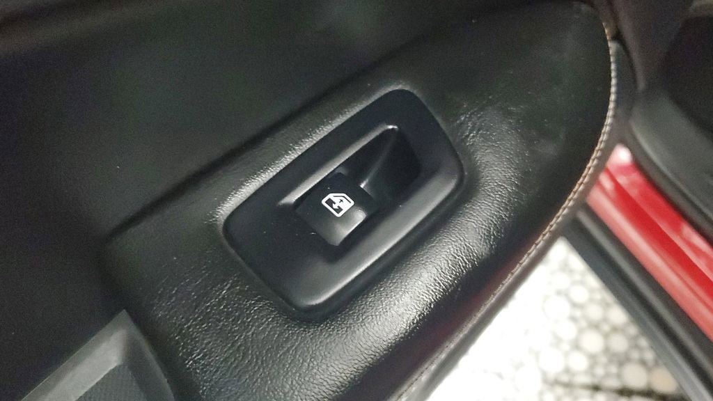 Used 2021 Jeep Compass Sport image 17