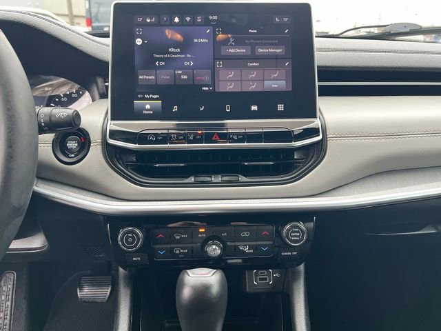 Used 2024 Jeep Compass Limited image 21