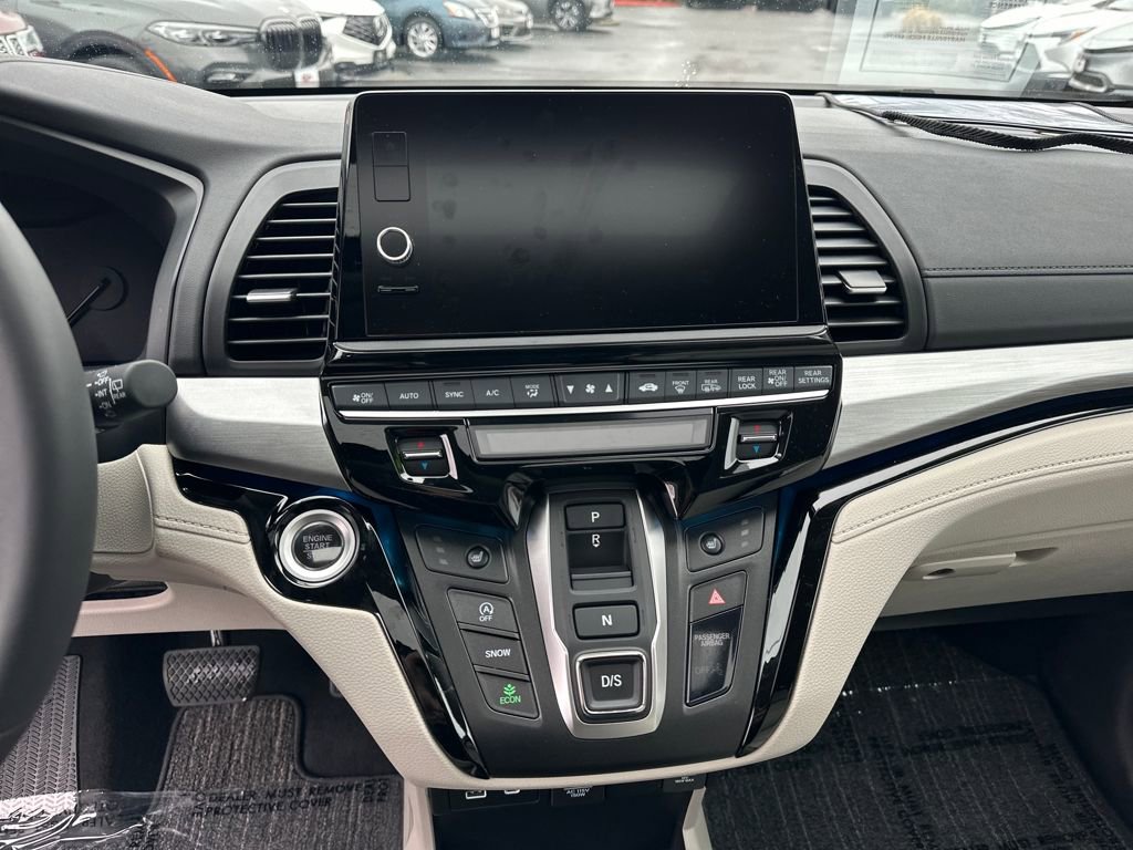 Used 2026 Honda Odyssey Touring image 23