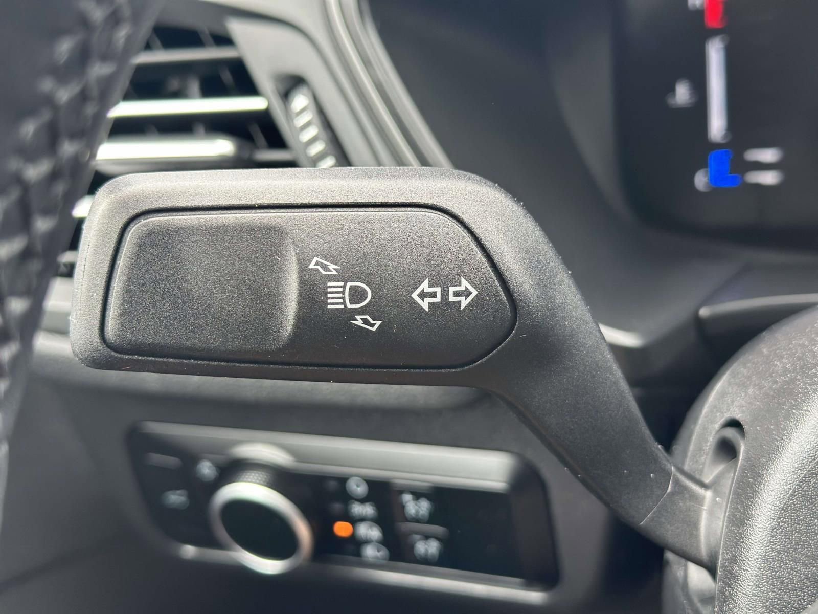 Used 2024 Ford Escape Active w/ Tech Pack #1 FWD image 16
