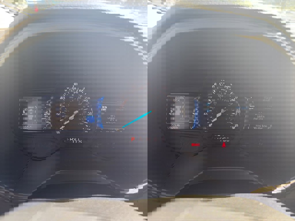 Used 2024 Ford Edge SEL w/ Convenience Package image 17