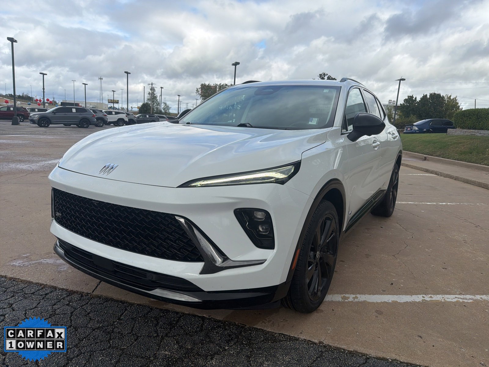 Used 2024 Buick Envision Sport Touring image 8