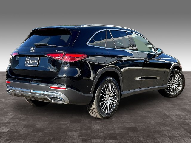 Used 2026 Mercedes-Benz GLC 300 4MATIC image 5