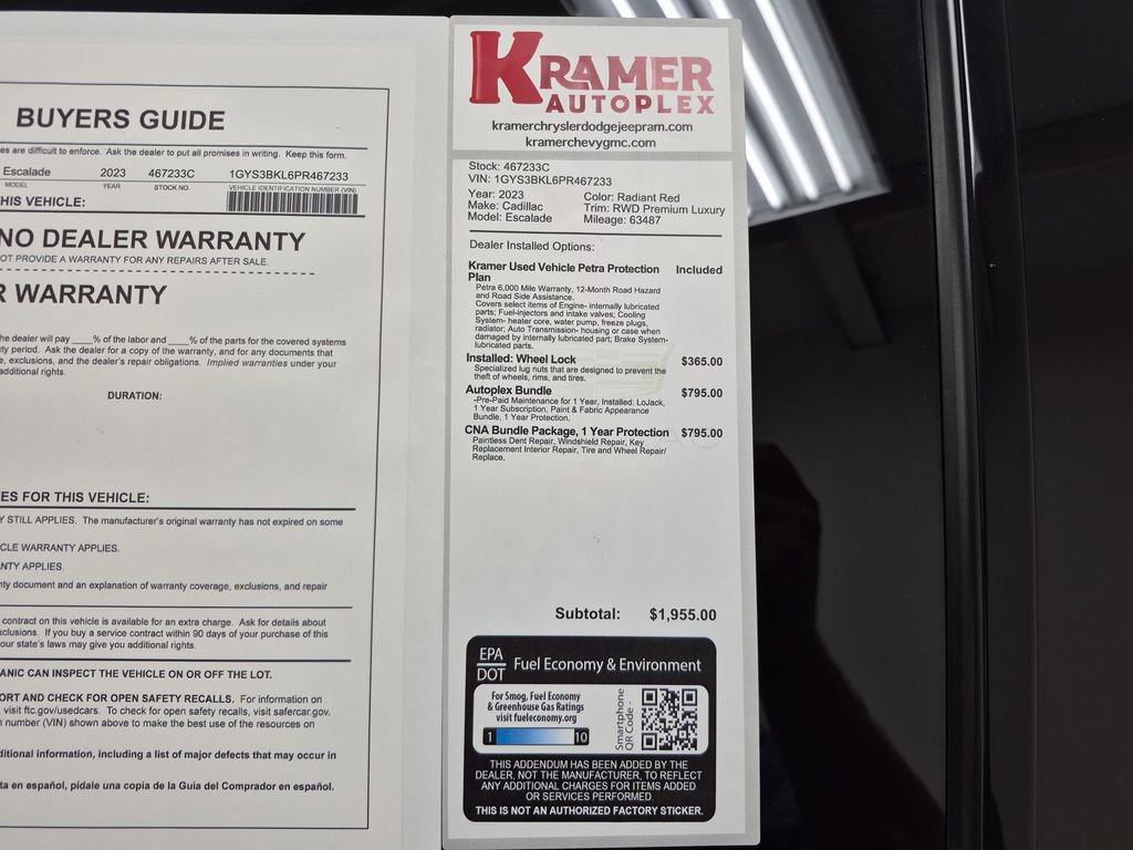 Used 2023 Cadillac Escalade Premium Luxury RWD image 35