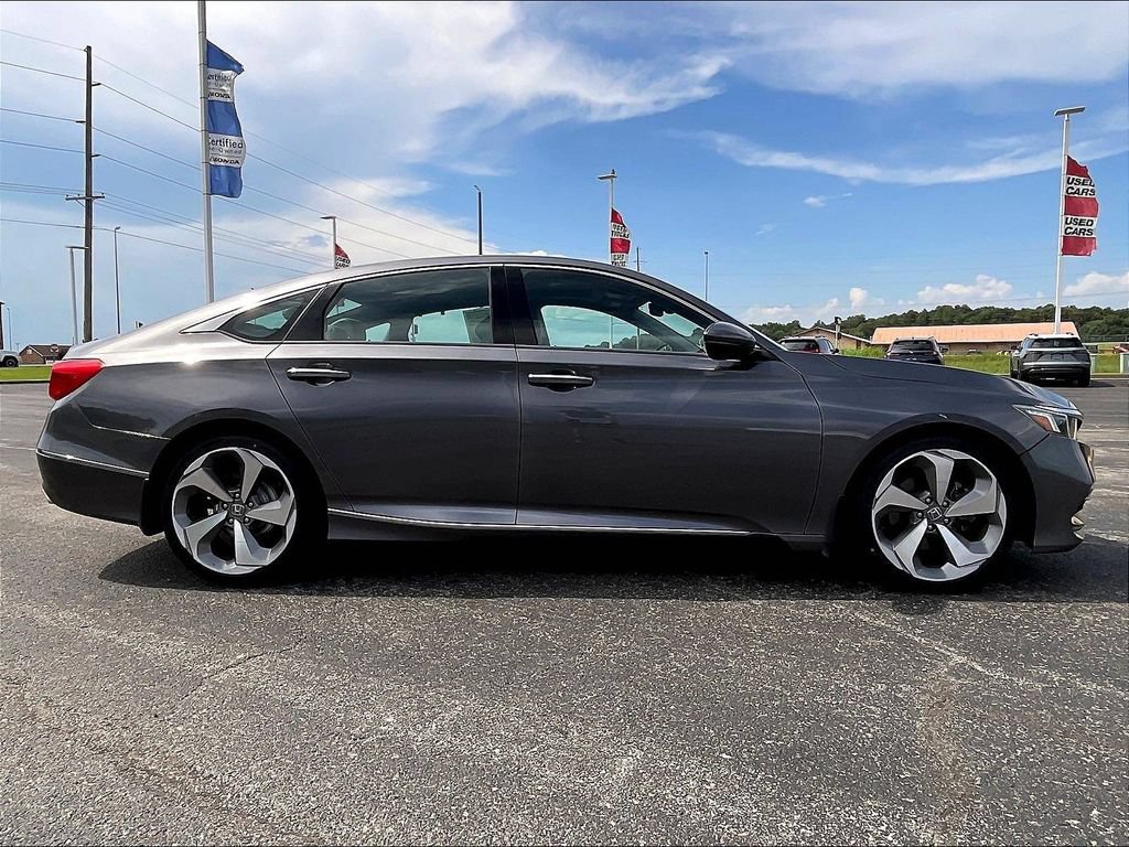 Certified 2018 Honda Accord Touring image 6