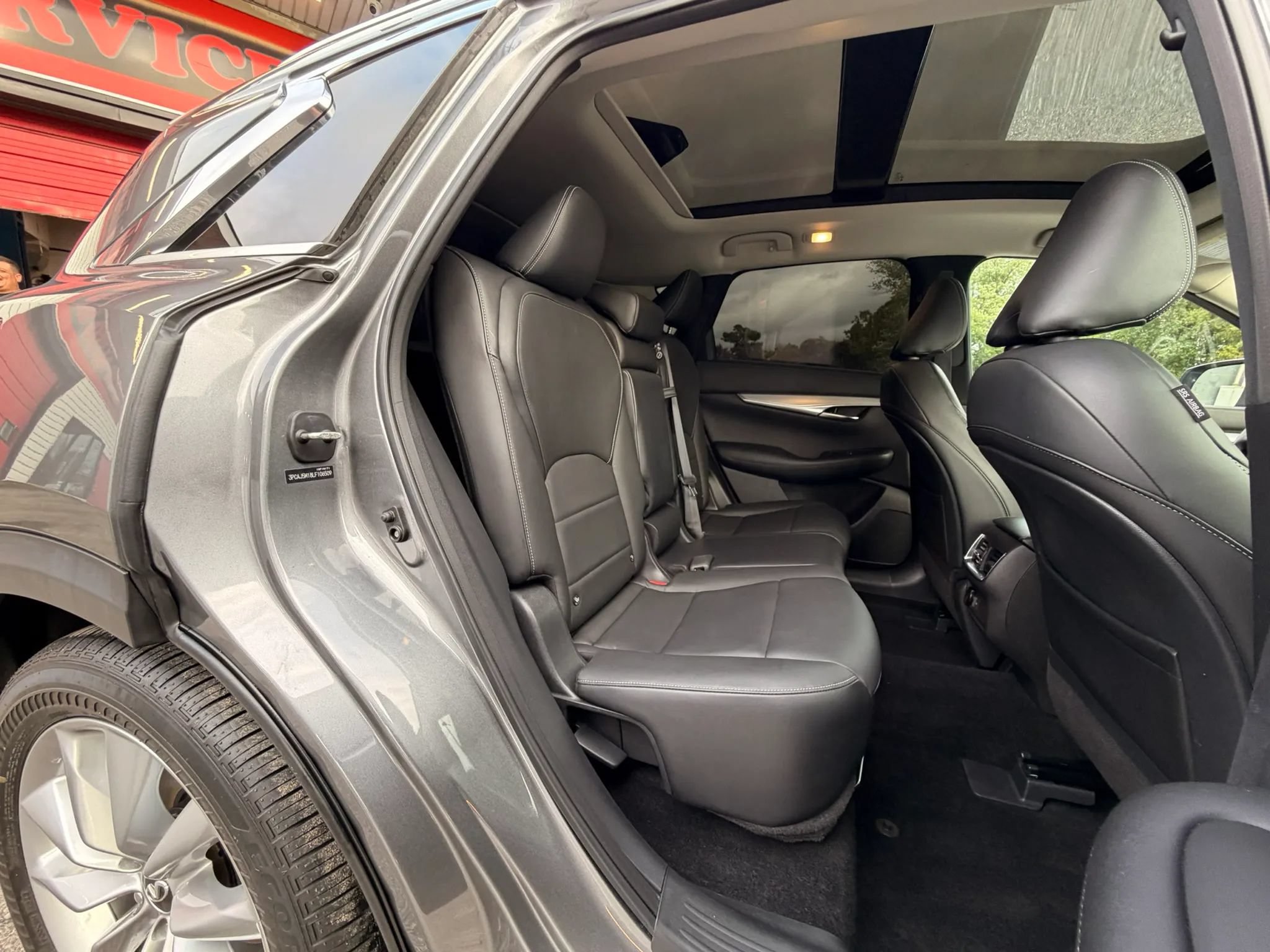 Used 2020 INFINITI QX50 Luxe FWD image 14