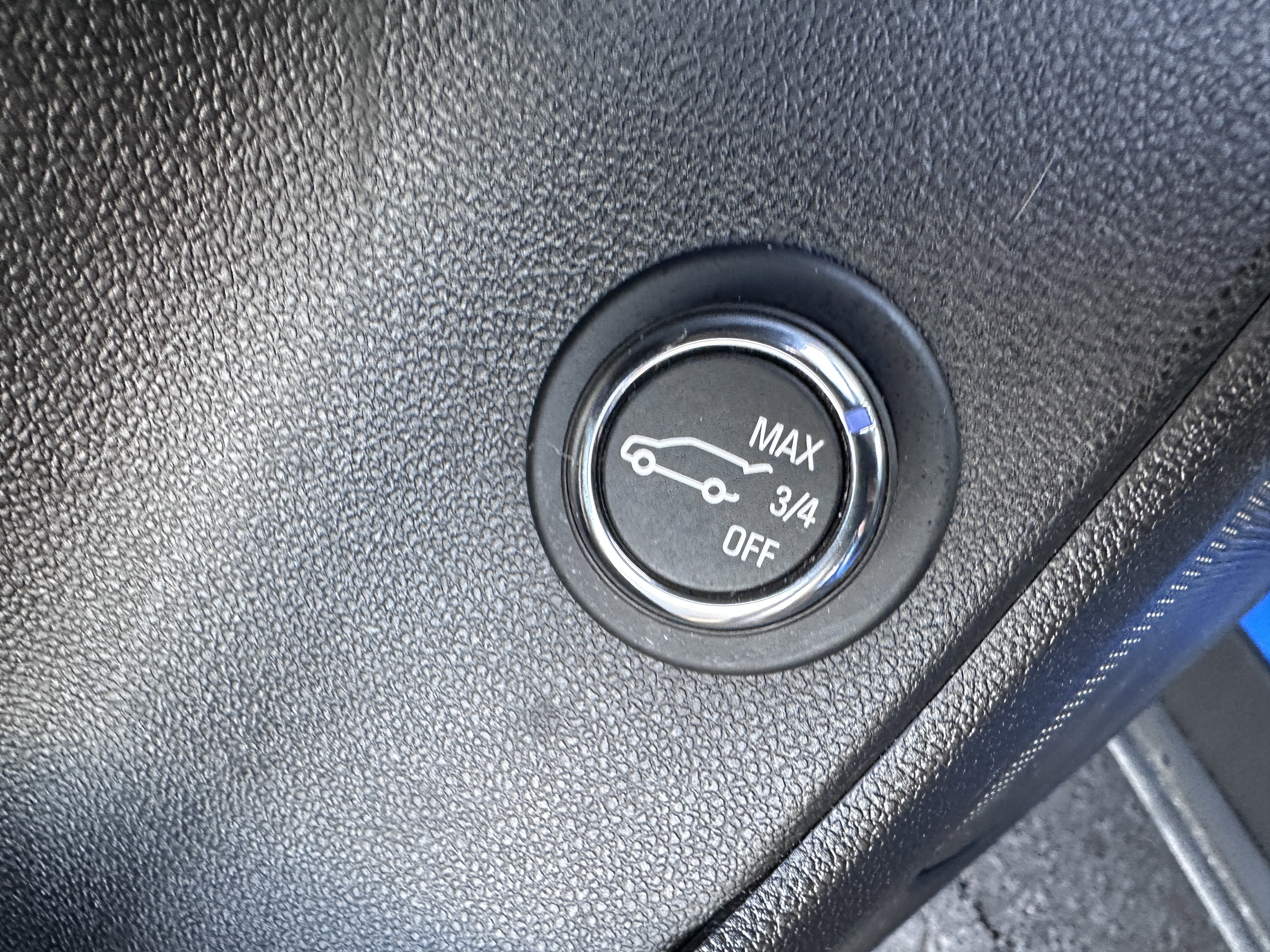 Used 2024 Chevrolet Blazer LT w/ Convenience Package image 14