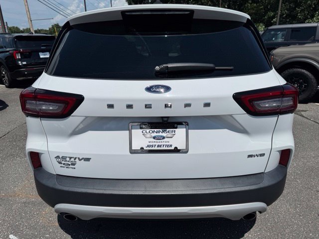Used 2024 Ford Escape Active AWD/4WD image 6