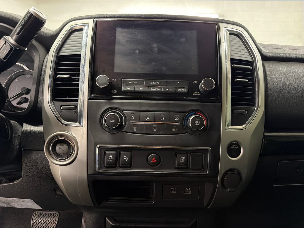 Used 2020 Nissan Titan SV w/ Accessory Utility Package RWD image 22