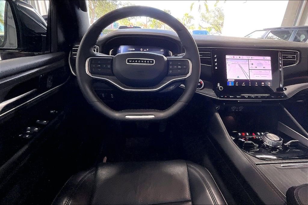 Used 2024 Jeep Wagoneer Series III image 5