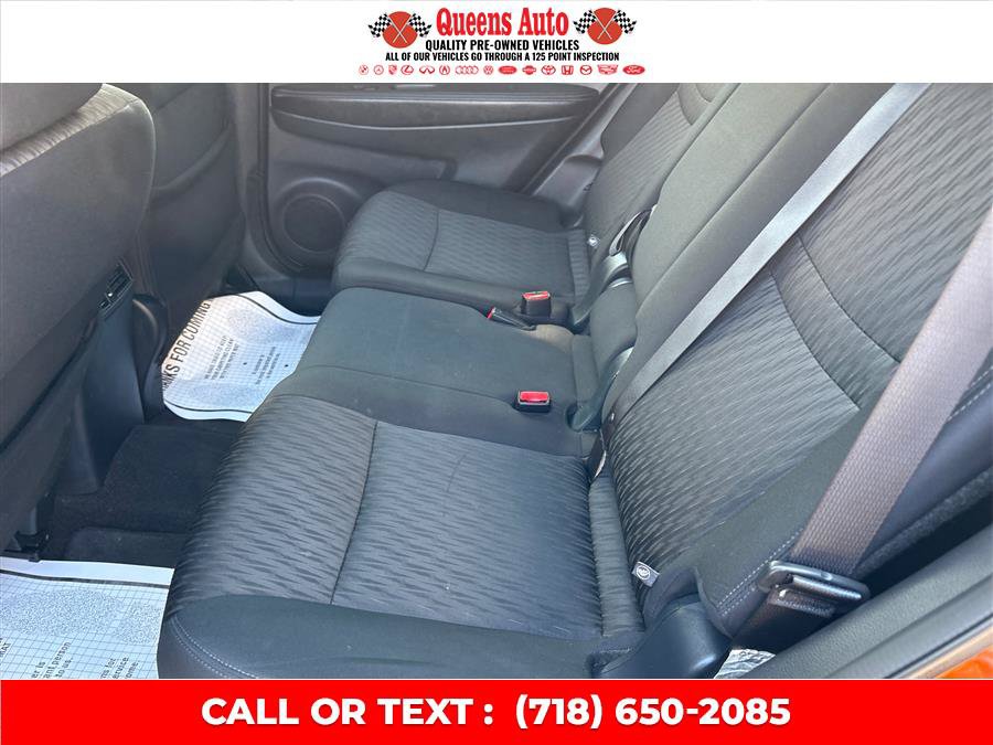 Used 2018 Nissan Rogue SV AWD/4WD image 15