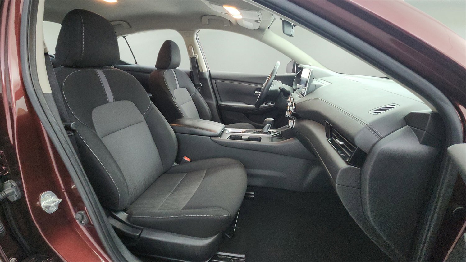 Used 2022 Nissan Sentra SV image 26