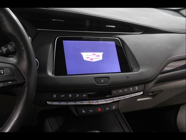 Used 2019 Cadillac XT4 Premium Luxury w/ Cold Weather Package AWD/4WD image 9