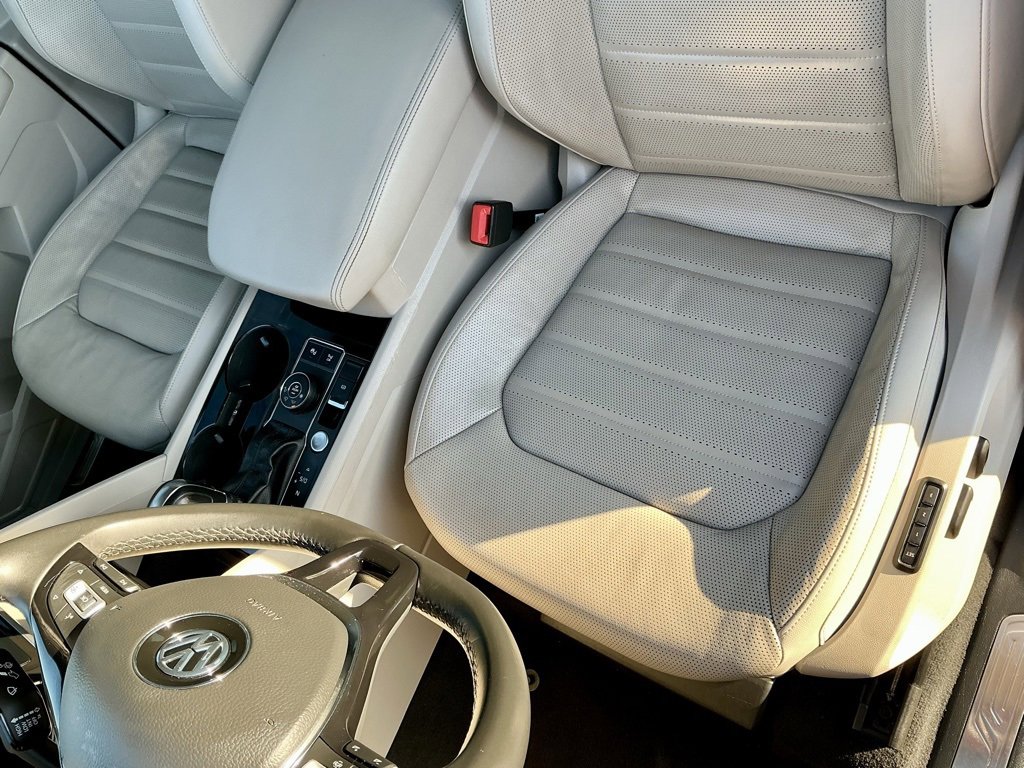 Used 2019 Volkswagen Atlas SEL Premium image 41