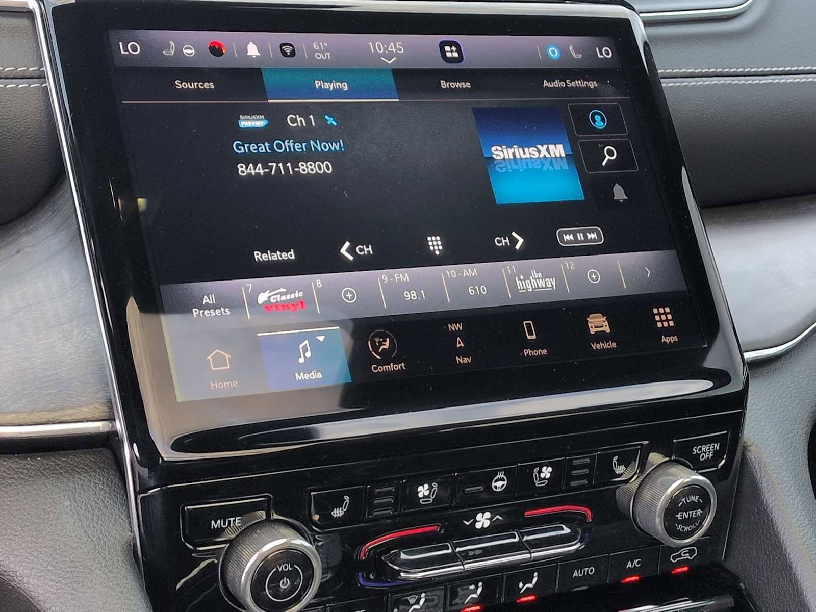 Used 2023 Jeep Grand Cherokee L Overland image 29