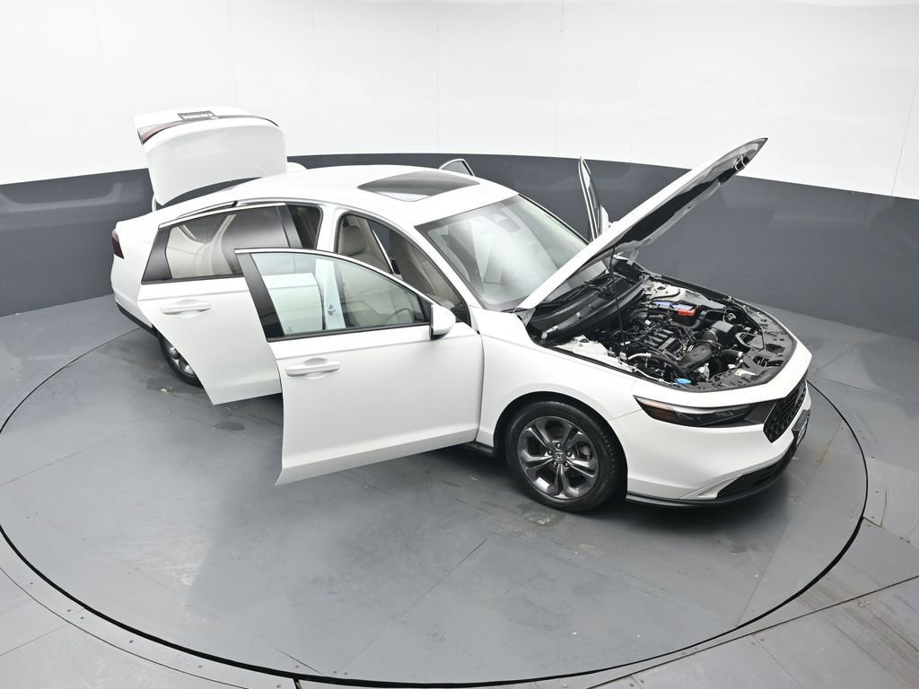 Certified 2023 Honda Accord EX image 49