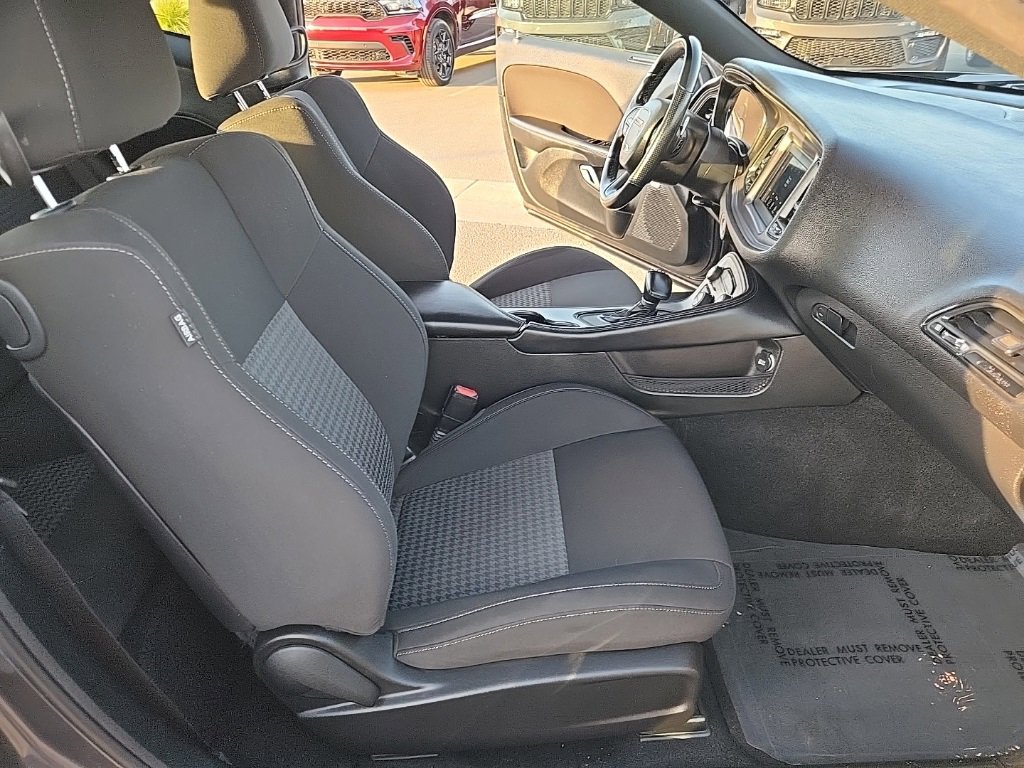 Used 2023 Dodge Challenger R/T w/ Blacktop Package image 26