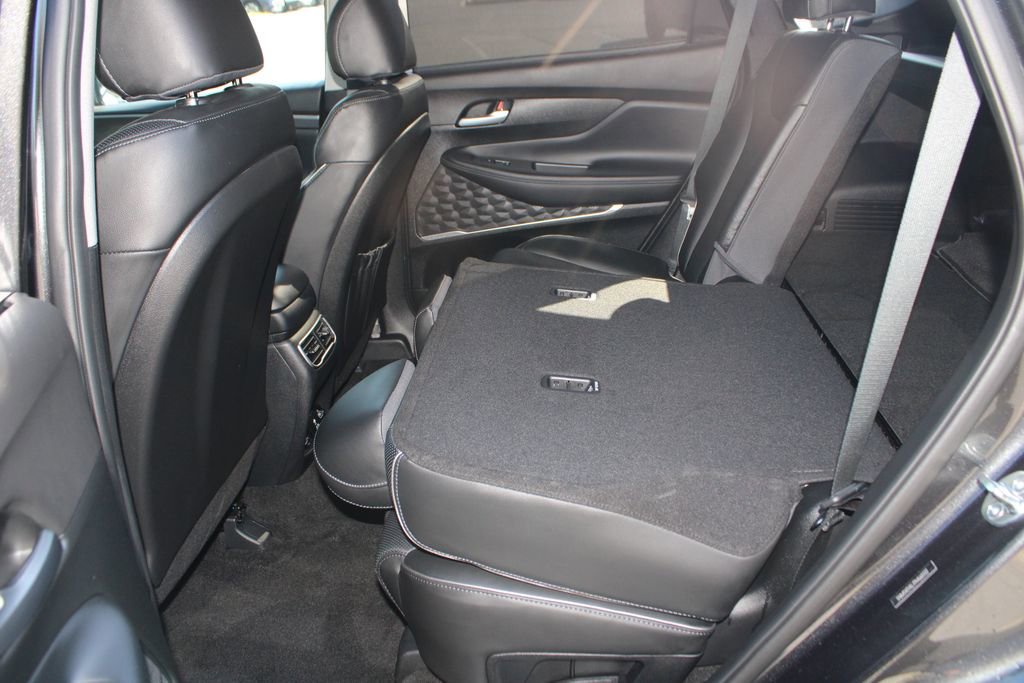 Used 2023 Hyundai Santa Fe Limited image 16