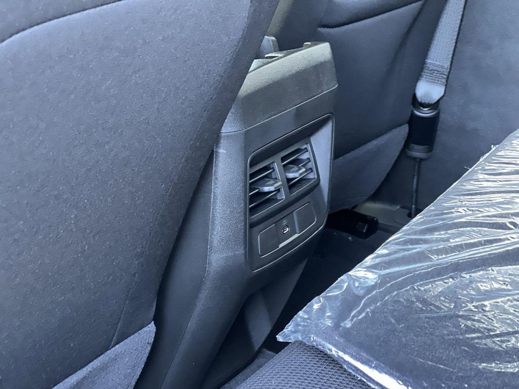 New 2026 GMC Canyon Elevation image 26