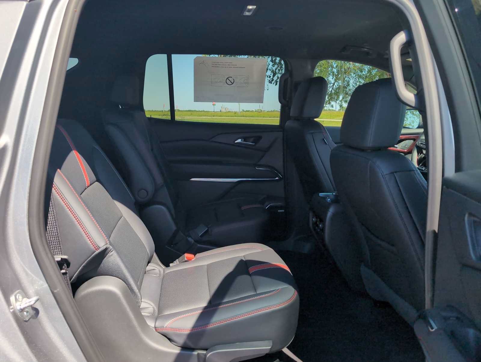 New 2026 Chevrolet Traverse RS FWD image 27