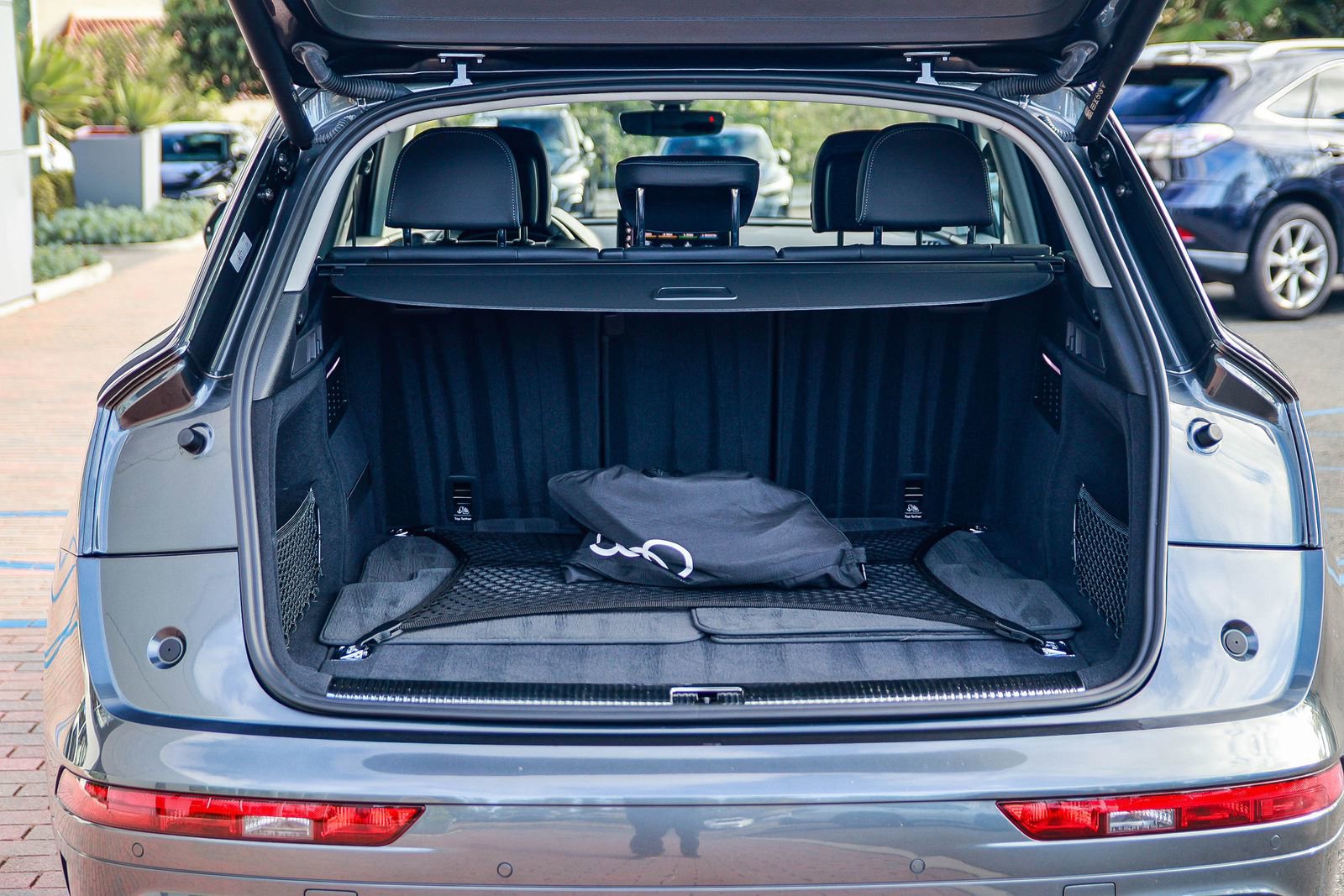 Certified 2023 Audi Q5 e Premium w/ Convenience Package image 28