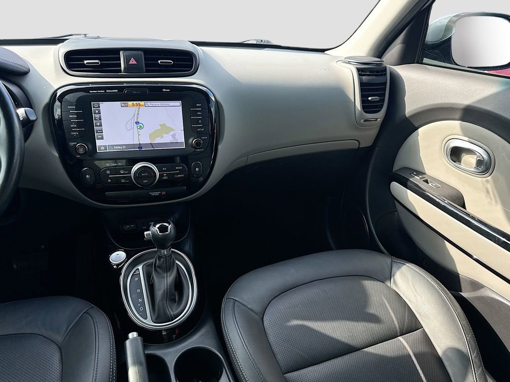 Used 2018 Kia Soul + w/ + Primo LIT Package FWD image 31