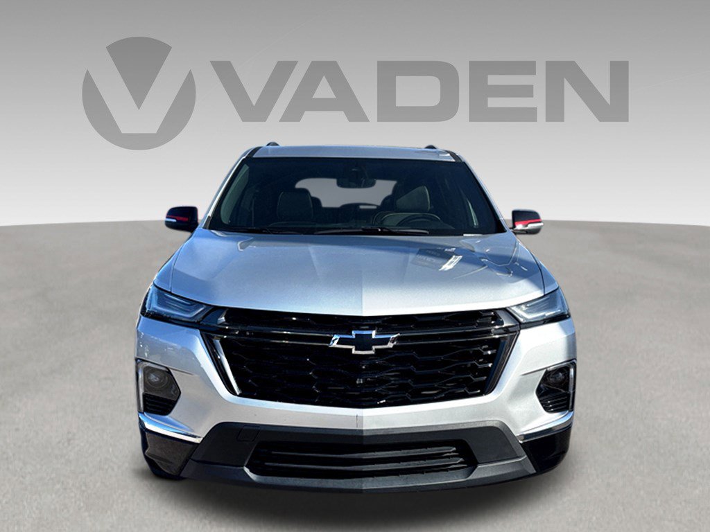 Used 2022 Chevrolet Traverse Premier w/ Redline Edition image 2
