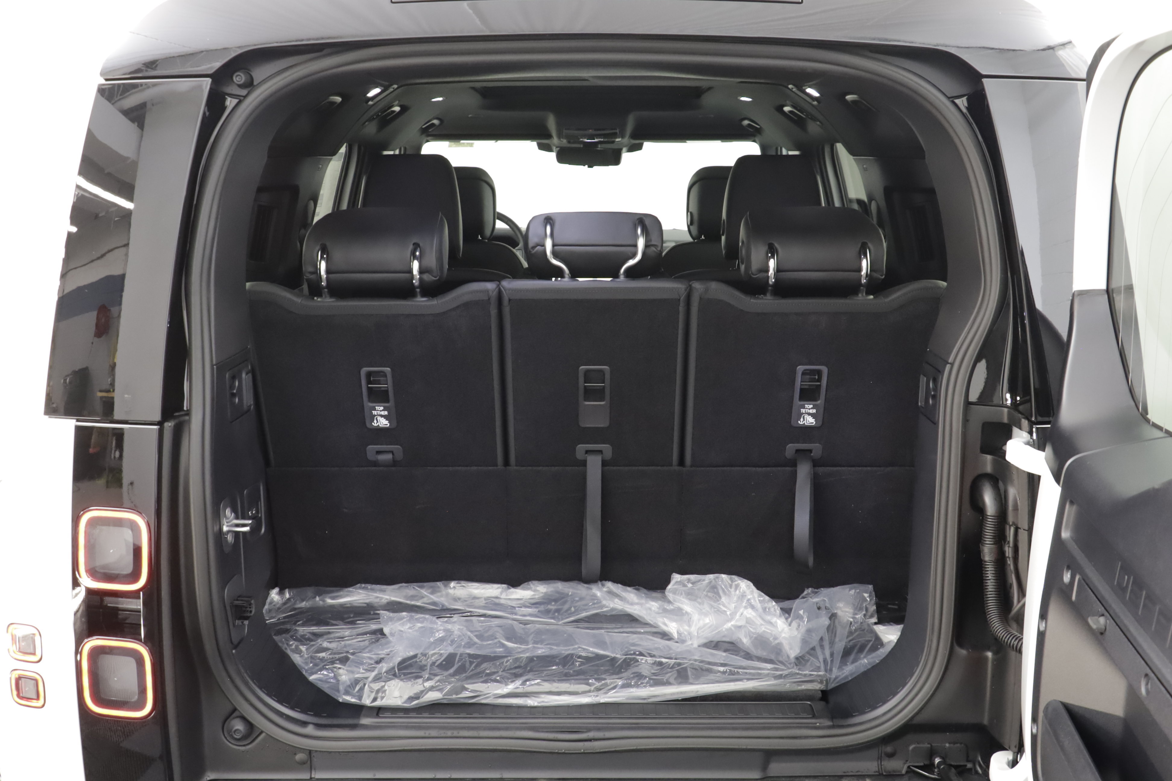 New 2026 Land Rover Defender 130 S AWD/4WD image 21