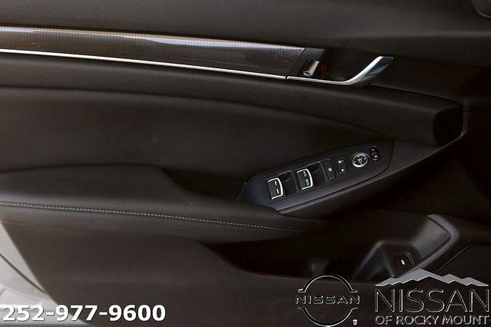 Used 2022 Honda Accord Sport image 10
