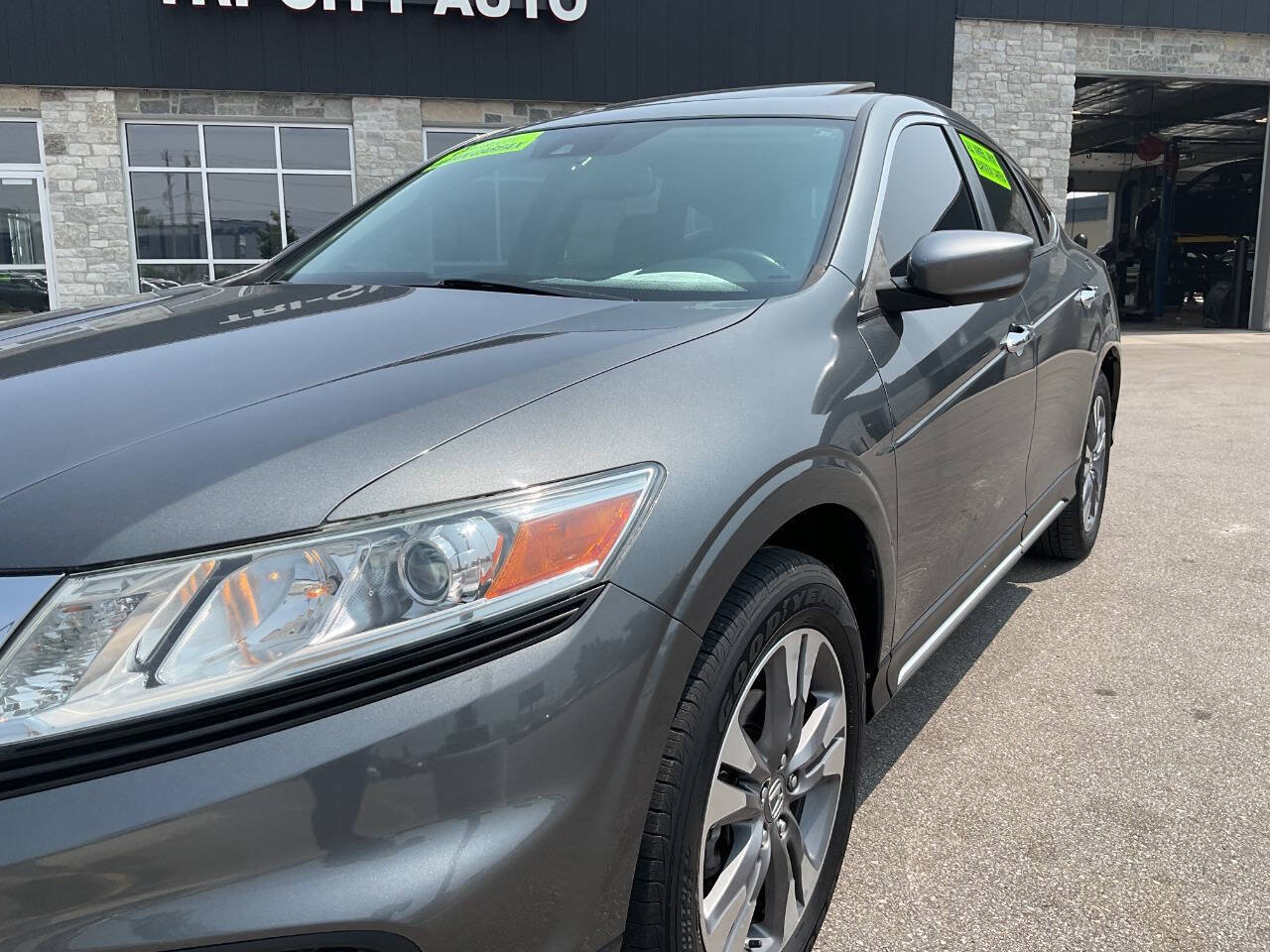 Used 2013 Honda Crosstour EX-L image 2