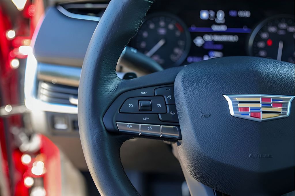 Used 2022 Cadillac XT4 Sport image 14