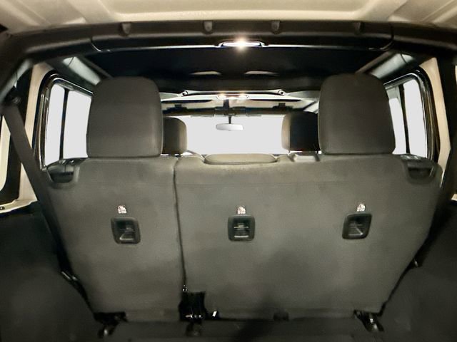 Used 2020 Jeep Wrangler Unlimited Sport S image 28