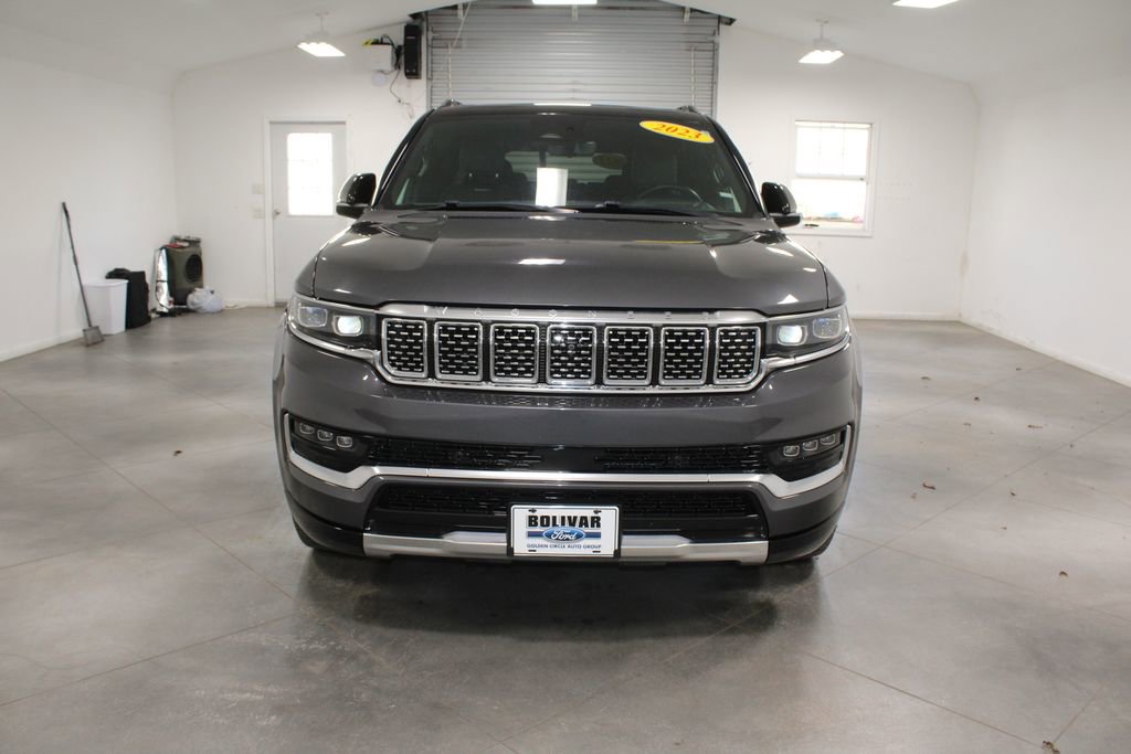 Used 2023 Jeep Grand Wagoneer L Series II image 3