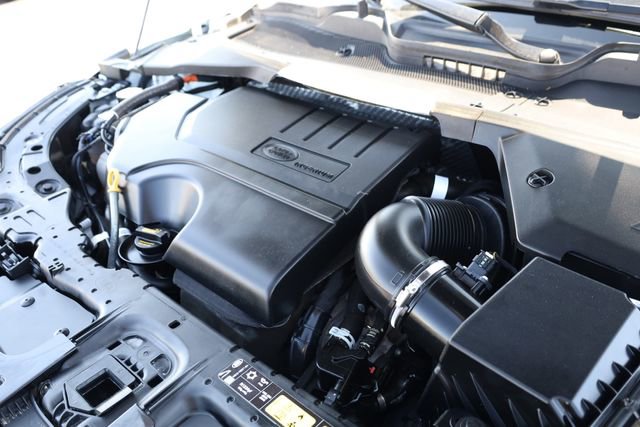 Used 2023 Land Rover Range Rover Evoque SE image 9