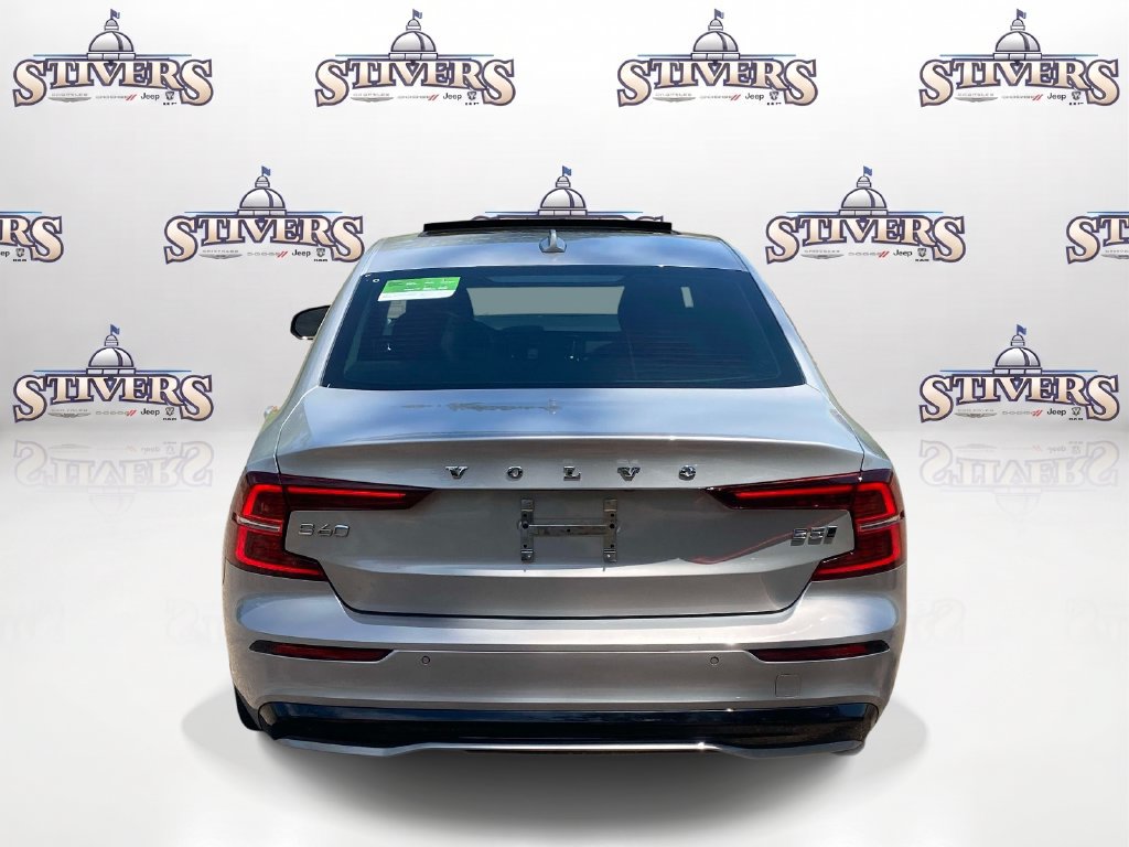 Used 2024 Volvo S60 B5 Plus AWD/4WD image 7