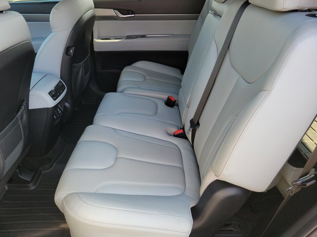 Used 2022 Hyundai Palisade SEL w/ 8P Bench Seat Package image 15
