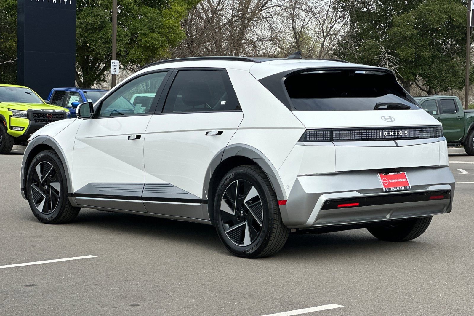 Used 2025 Hyundai Ioniq 5 Limited image 6