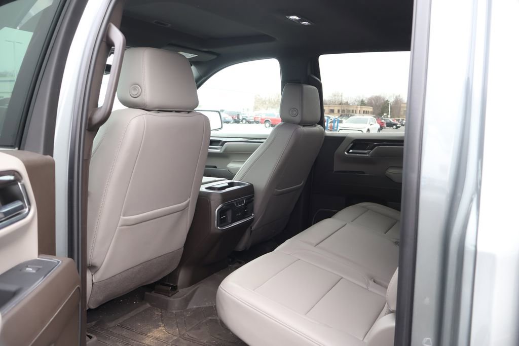 Used 2023 Chevrolet Silverado 1500 LTZ w/ LTZ Premium Package image 36