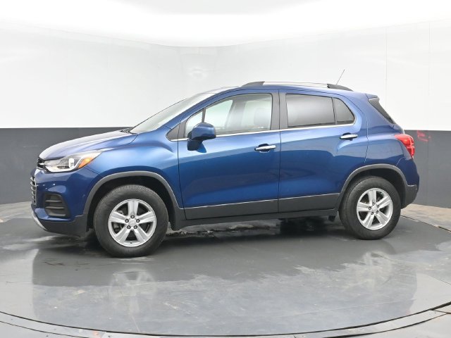 Used 2020 Chevrolet Trax LT w/ Sun & Sound Package AWD/4WD image 11