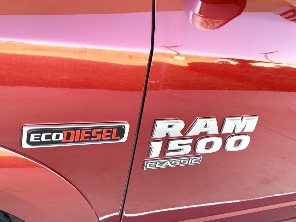 Used 2019 RAM 1500 Laramie w/ Convenience Group image 10