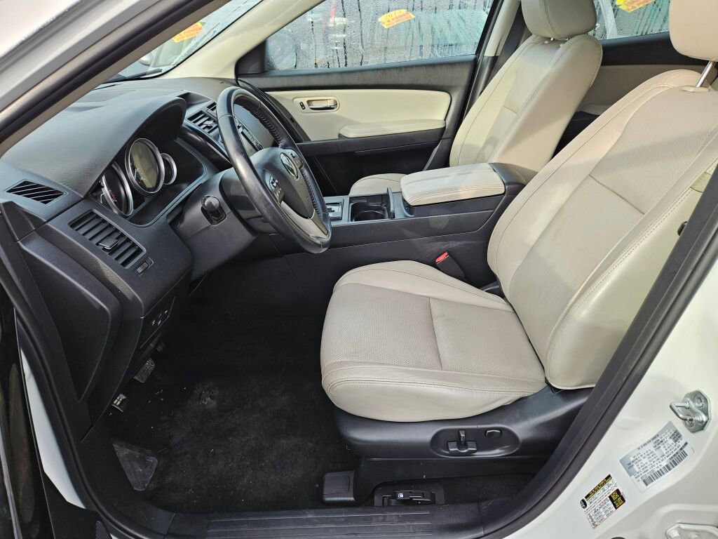 Used 2014 MAZDA CX-9 Touring w/ Touring Technology Package image 12