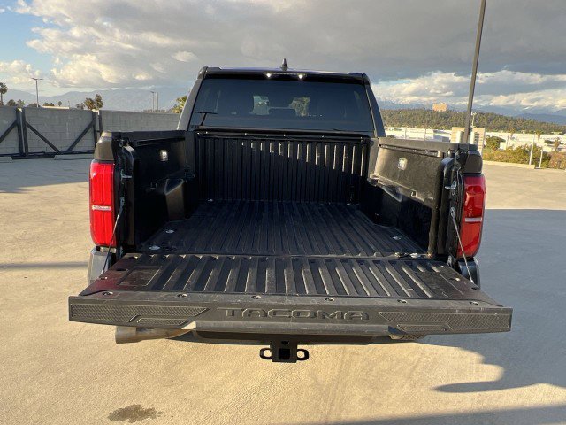 Used 2025 Toyota Tacoma TRD Off-Road image 25